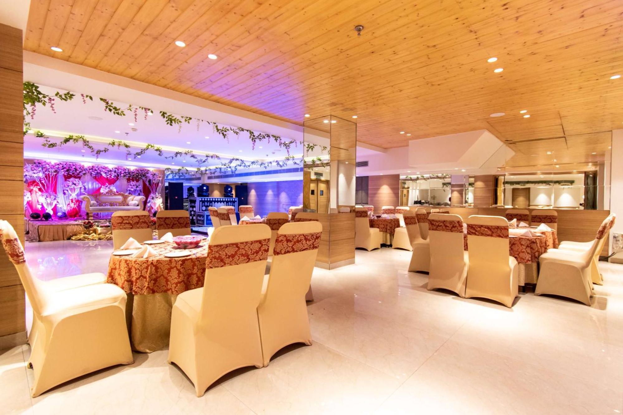 Best Western La Vista Патханкот Экстерьер фото