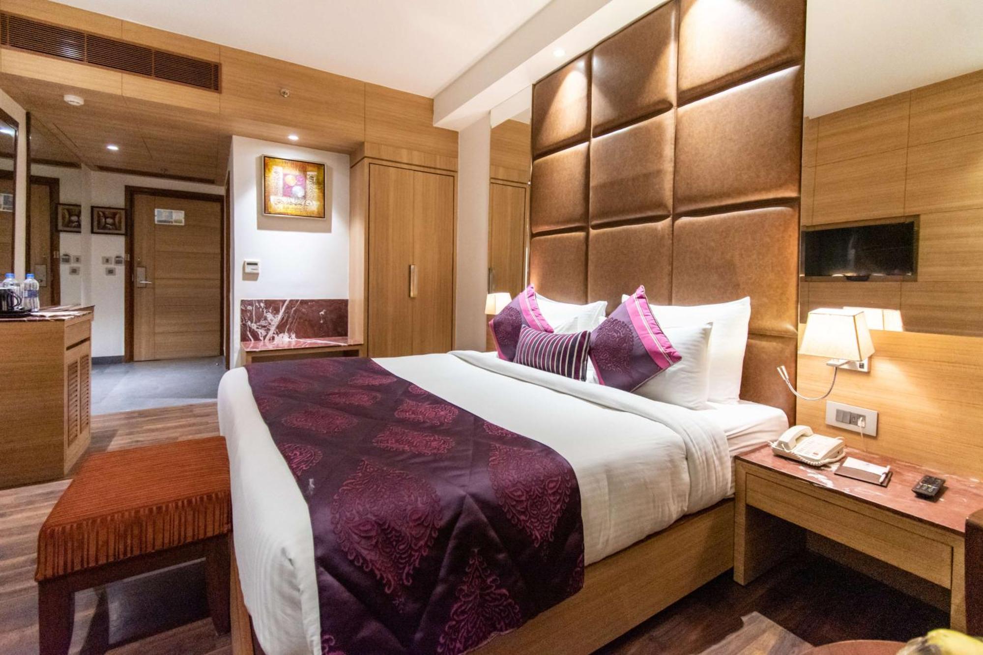 Best Western La Vista Патханкот Экстерьер фото