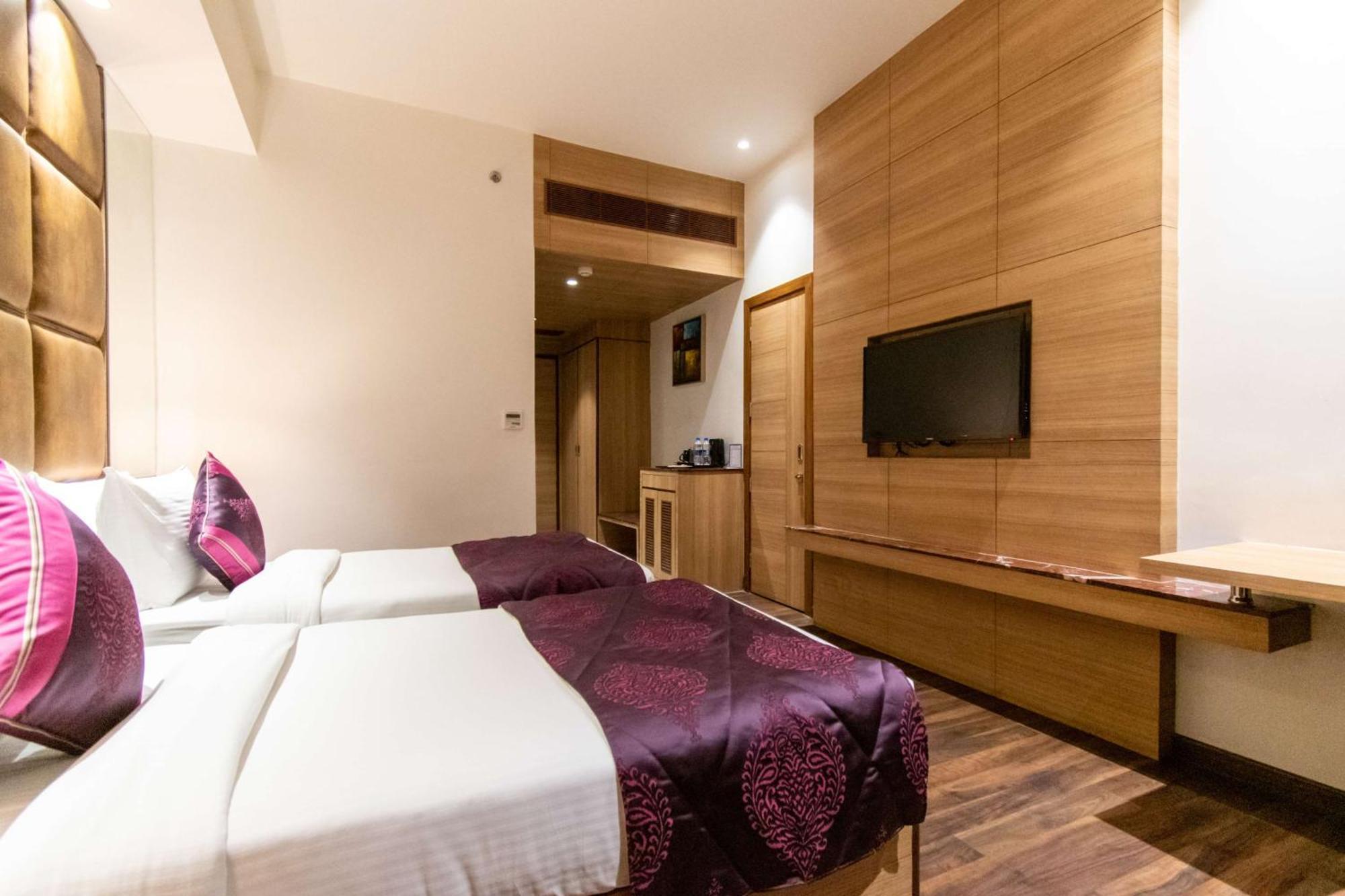 Best Western La Vista Патханкот Экстерьер фото
