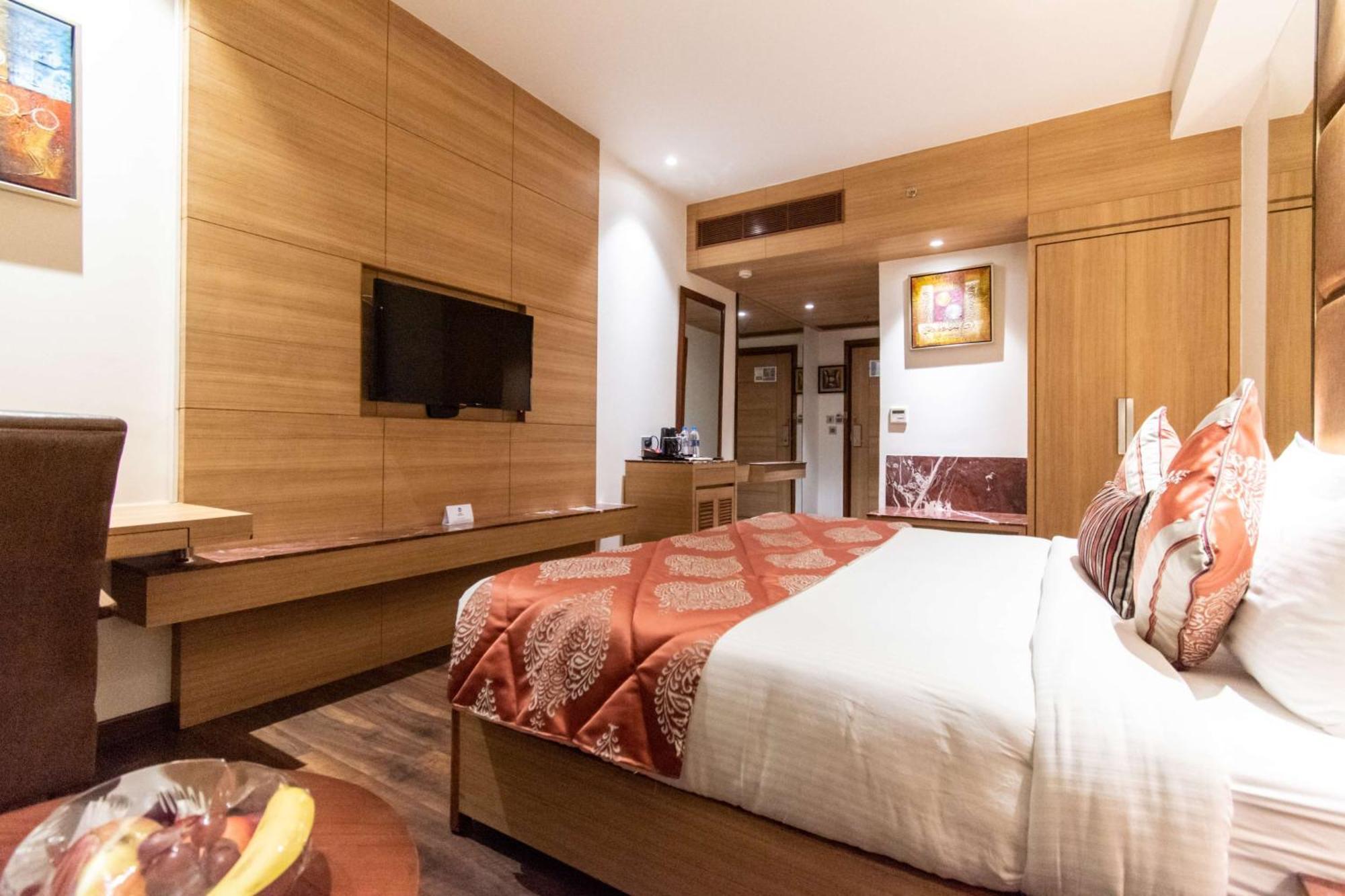 Best Western La Vista Патханкот Экстерьер фото