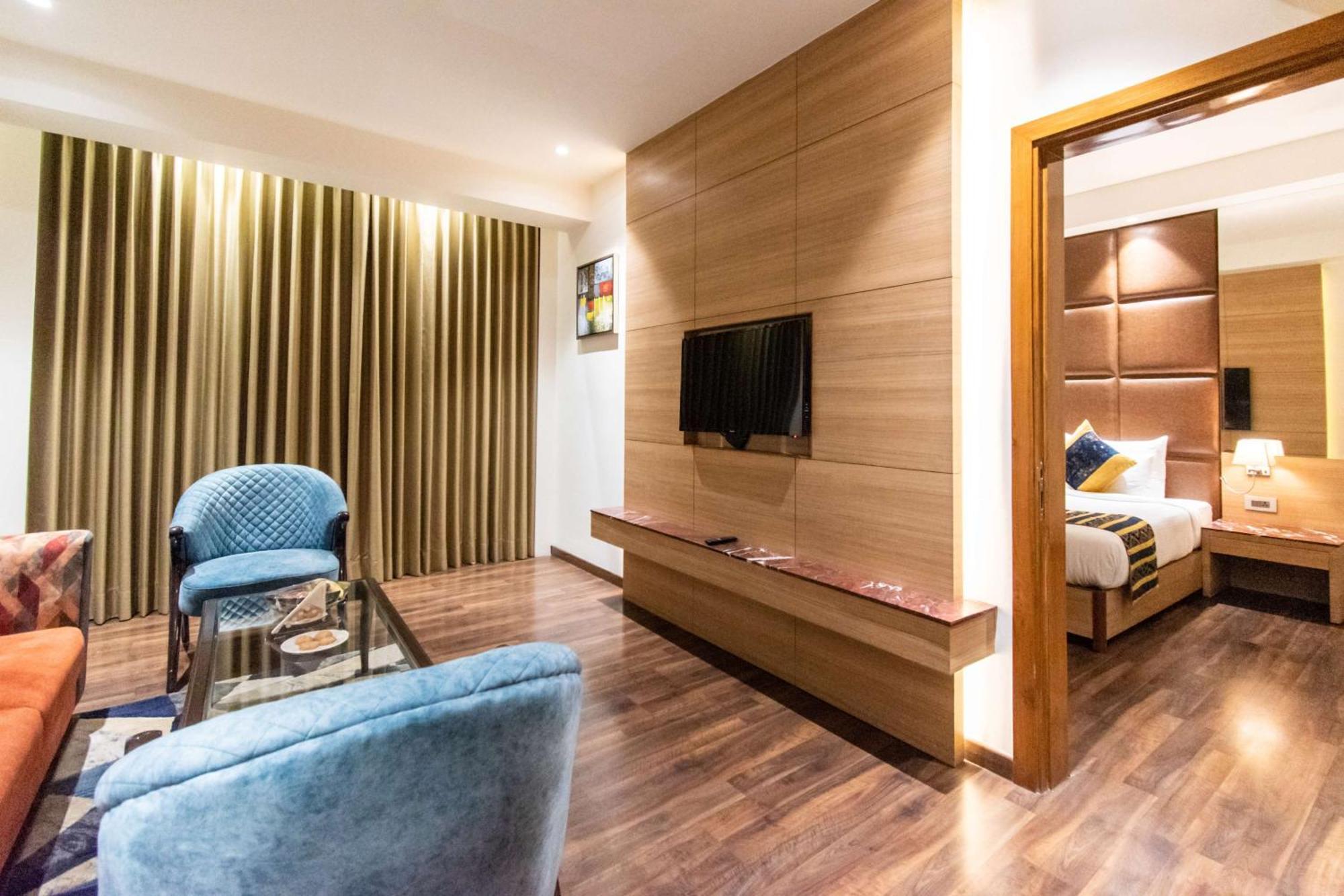 Best Western La Vista Патханкот Экстерьер фото